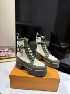 Louis Vuitton thick-soled shoes