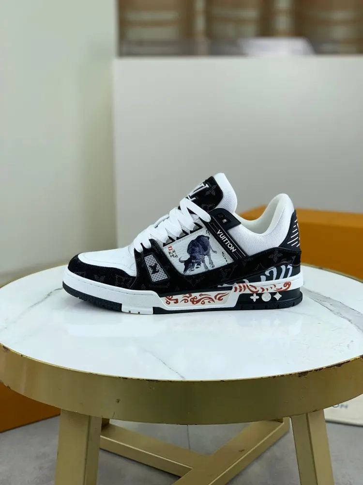 Louis Vuitton classic high-top trendy shoes