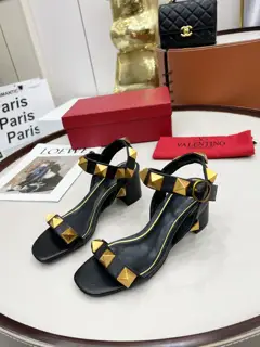 Valentino. Valentino 2022 latest counter series