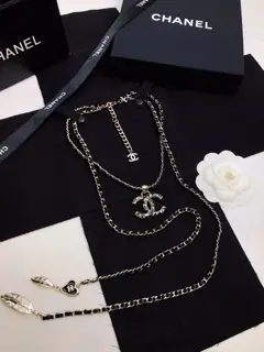 Chanel vintage necklace