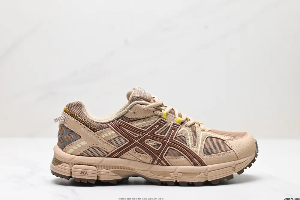Asics Gel-Kahana 8 FL Asics classic outdoor running shoes. The functional and outdoor styles 1012A978-002