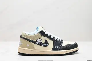 Nike Air Jordan 1 Low Sneakers HQ3437-101