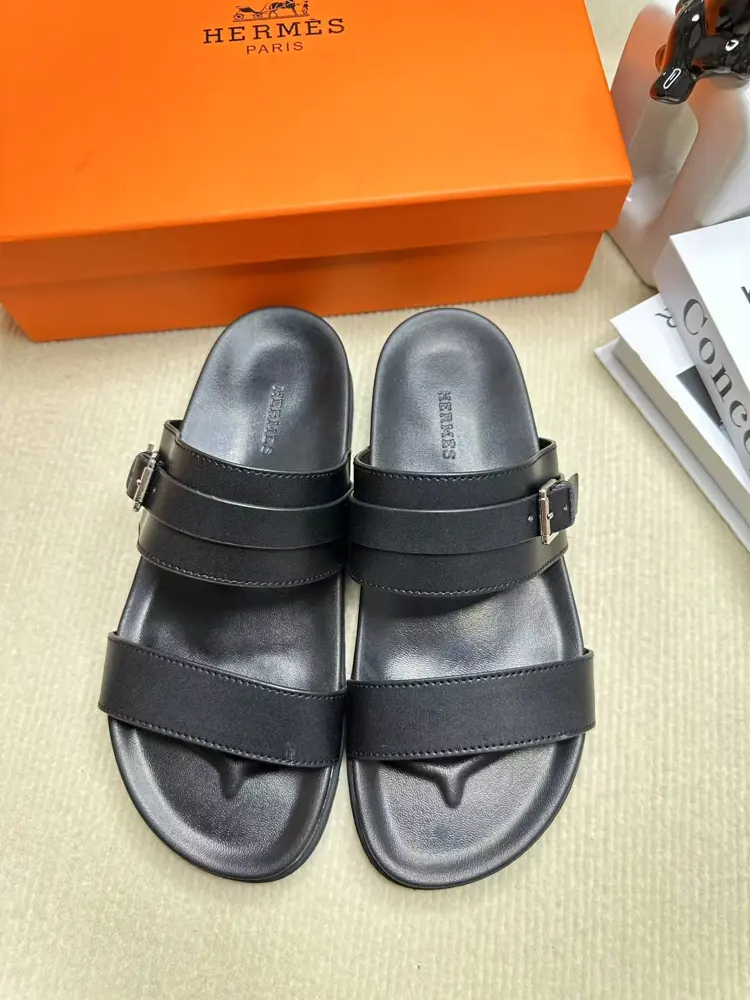 Hermès cowhide H slippers. Paris original flyback mold perfect creation of the highest