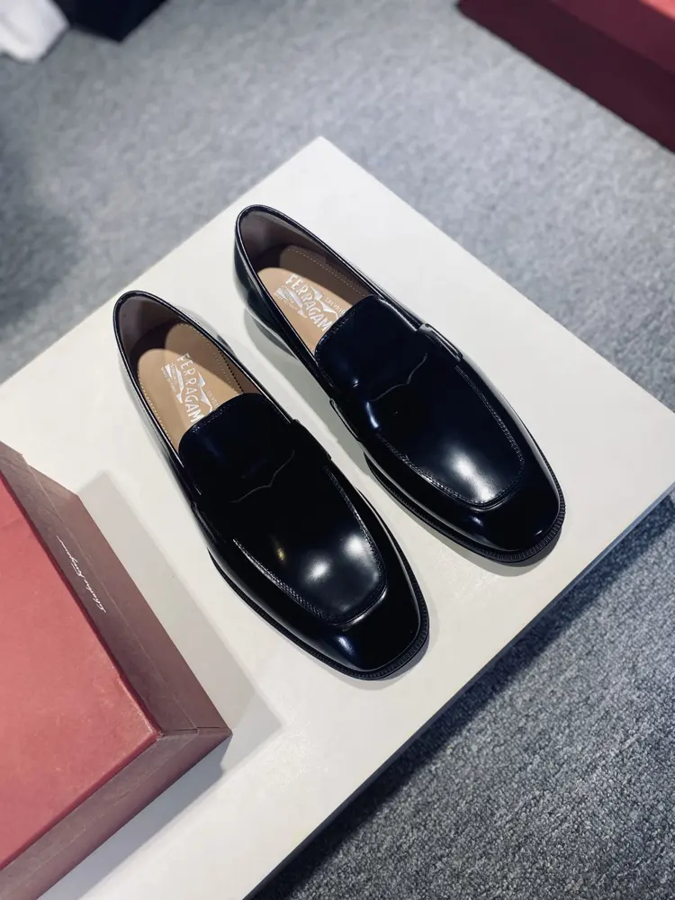 Salvatore Ferragamo leather shoes