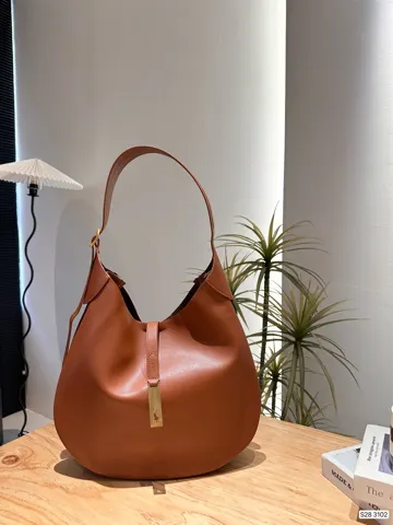 Hermès Saddle