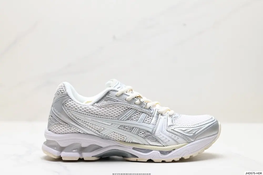 ASICS breathable mesh upper with some synthetic leather material uses the new AHAR+ rubber 1201A161-020
