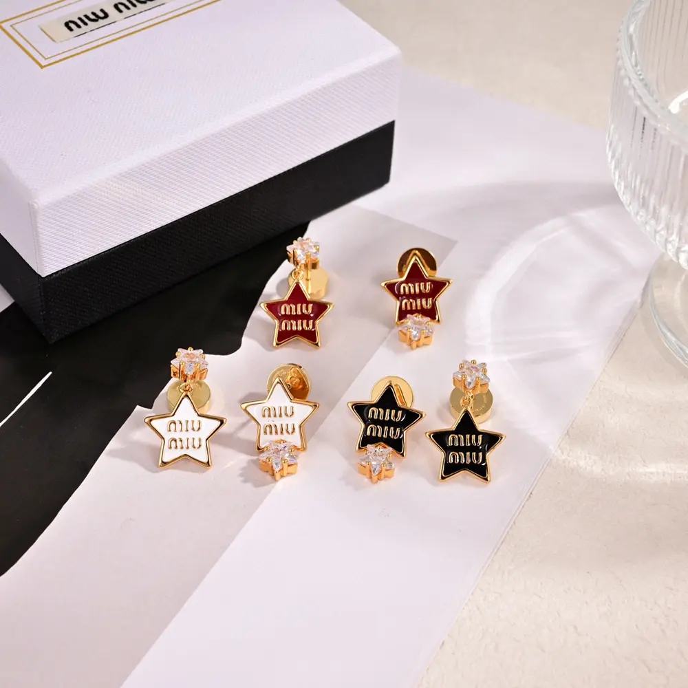 miumiu five-pointed star earrings