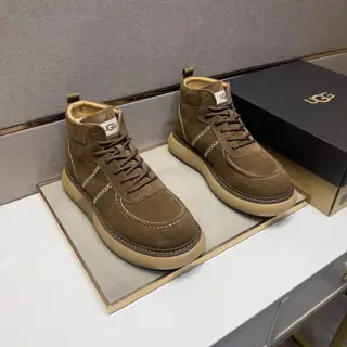 UGG men’s casual snow boots