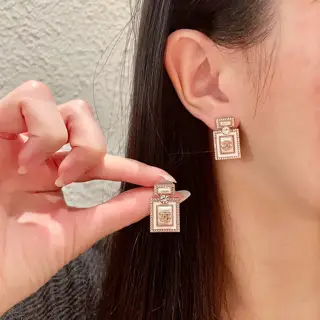 Chanel second-hand earrings