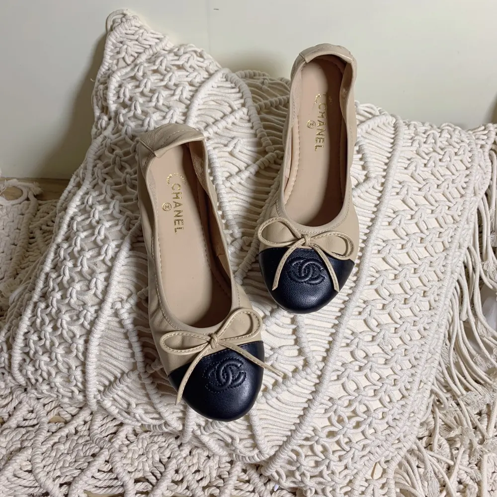Chanel egg roll shoes with bow embroidery style