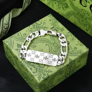 Gucci Double G bracelet