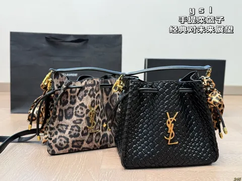 Yves Saint Laurent Bag