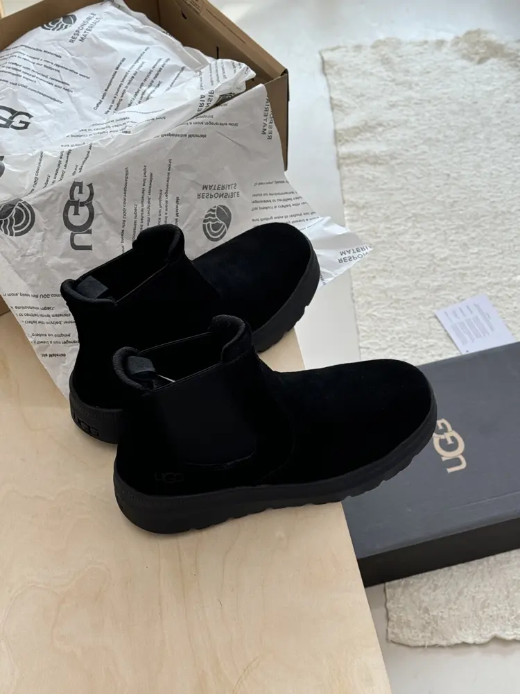 UGG Burley Chelsea Boots
