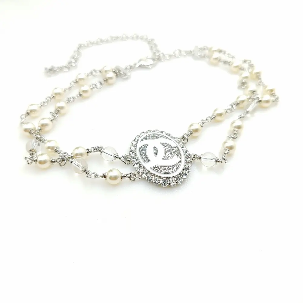 Chanel White gold oval double crystal necklace