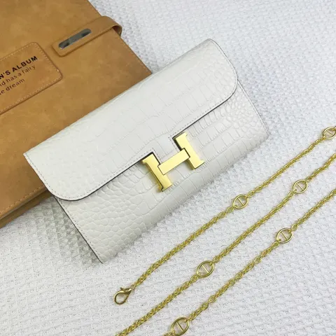 Hermès Constance