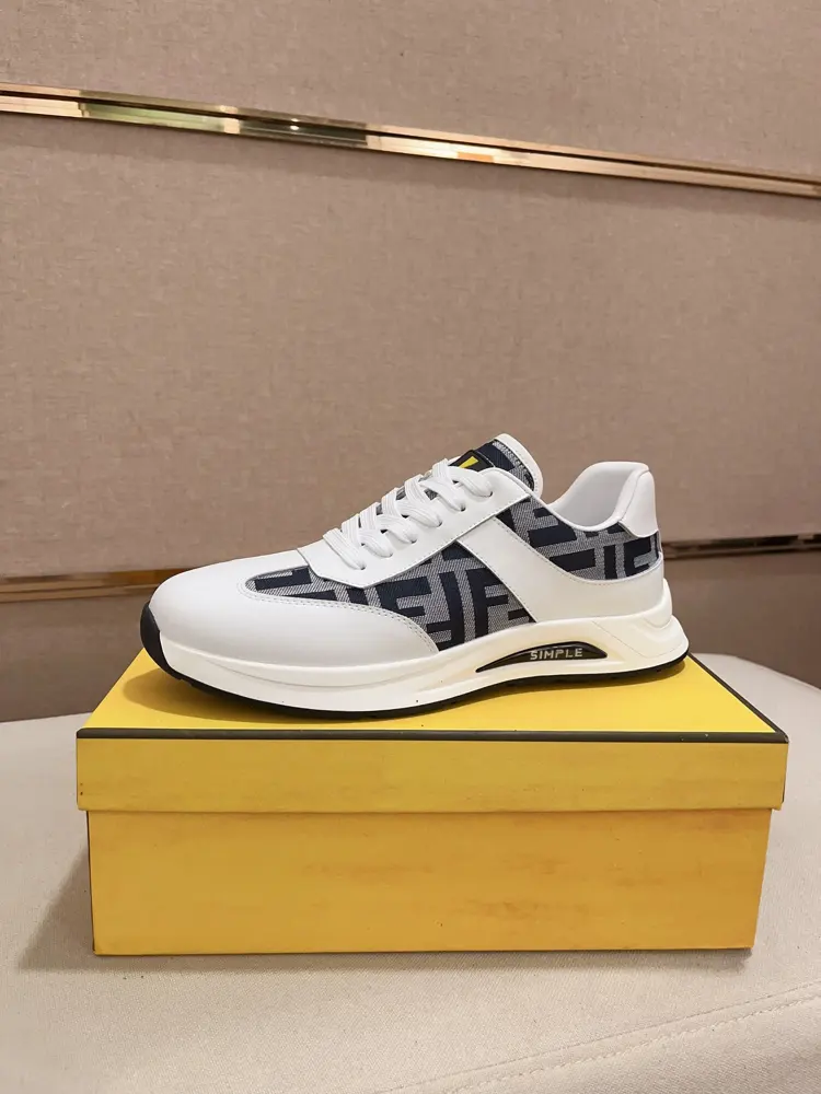 Fendi men’s new lace-up sneakers