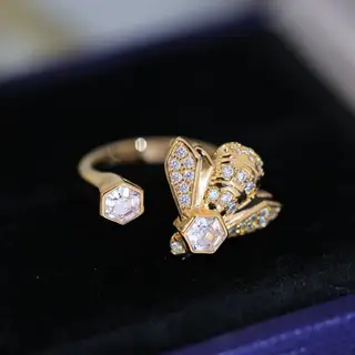 Chaumet carat bee diamond ring