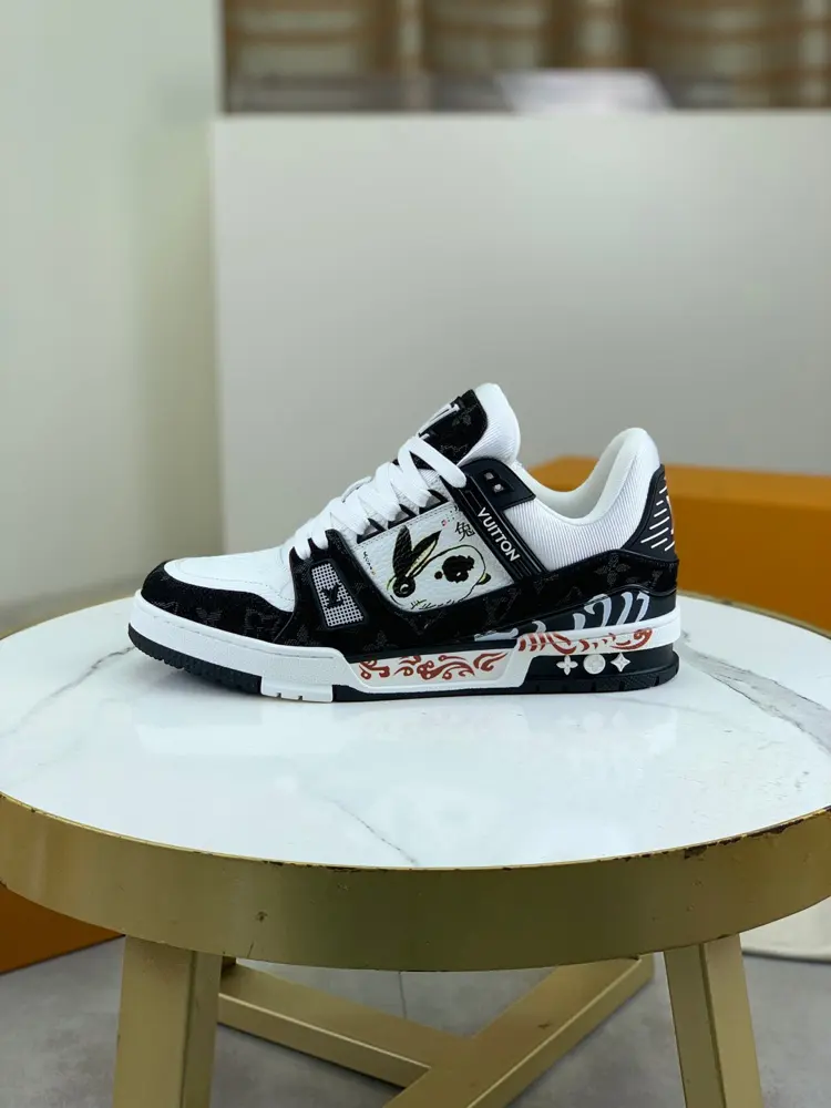 Louis Vuitton classic high-top trendy shoes