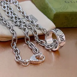 The latest Gucci necklace