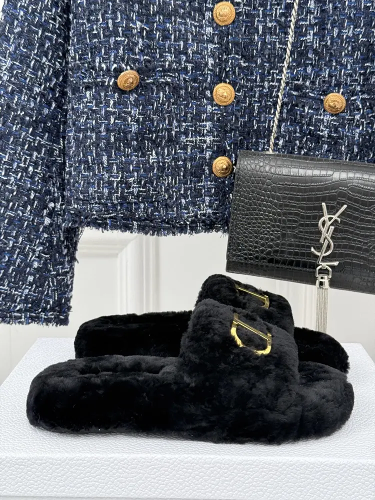 Dior furry slippers series