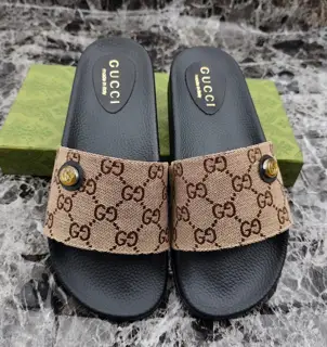 Gucci slippers