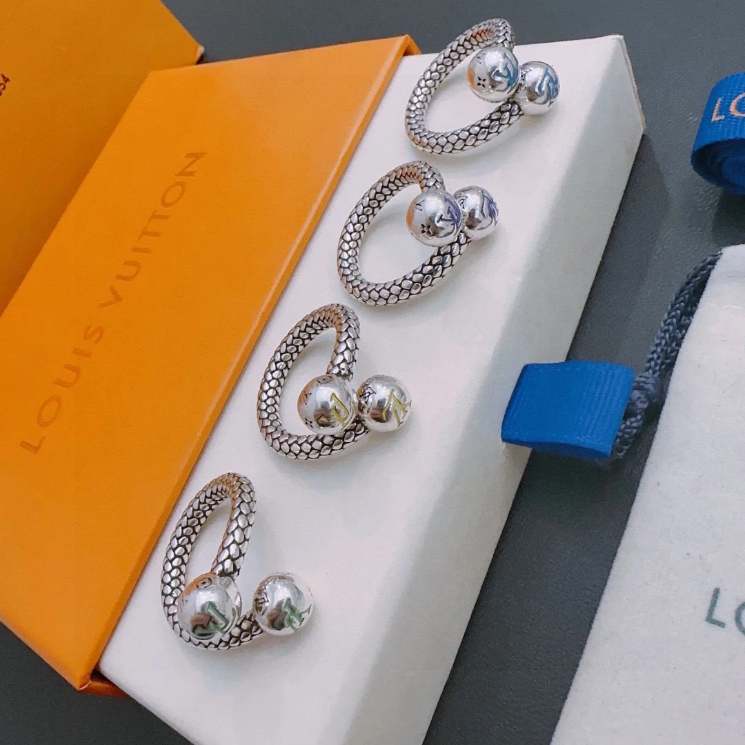 Louis Vuitton ring