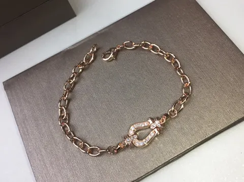 FRED Horseshoe clasp bracelet