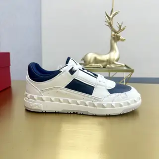 Valentino’s latest fashion shoes