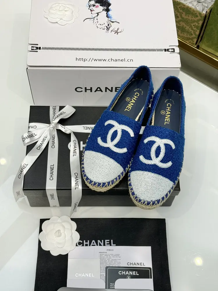 Chanel Fisherman’s Shoes Top Edition The inner lining and foot pads
