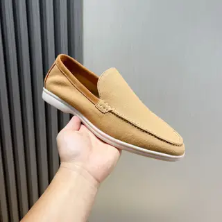Loro piana couple style-new moccasin shoes. The water-repellent velvet upper is matched