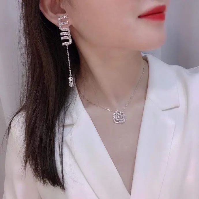 miumiu letter earrings