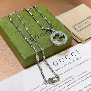 Gucci’s latest necklace