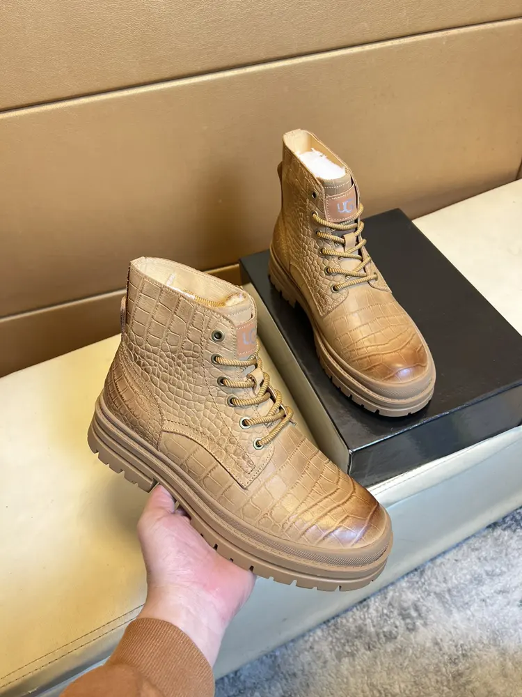 UGG unique modern sports shoes. Counter purchase Casual shoes Original leather imported