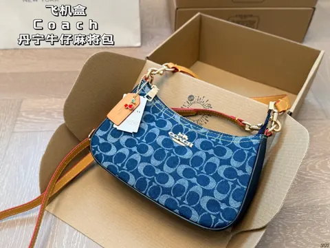 COACH Crossbody