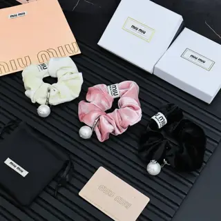 miumiu pearl hairband