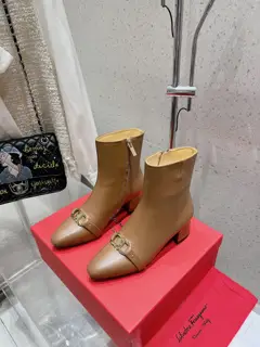 Salvatore Ferragamo new autumn and winter models