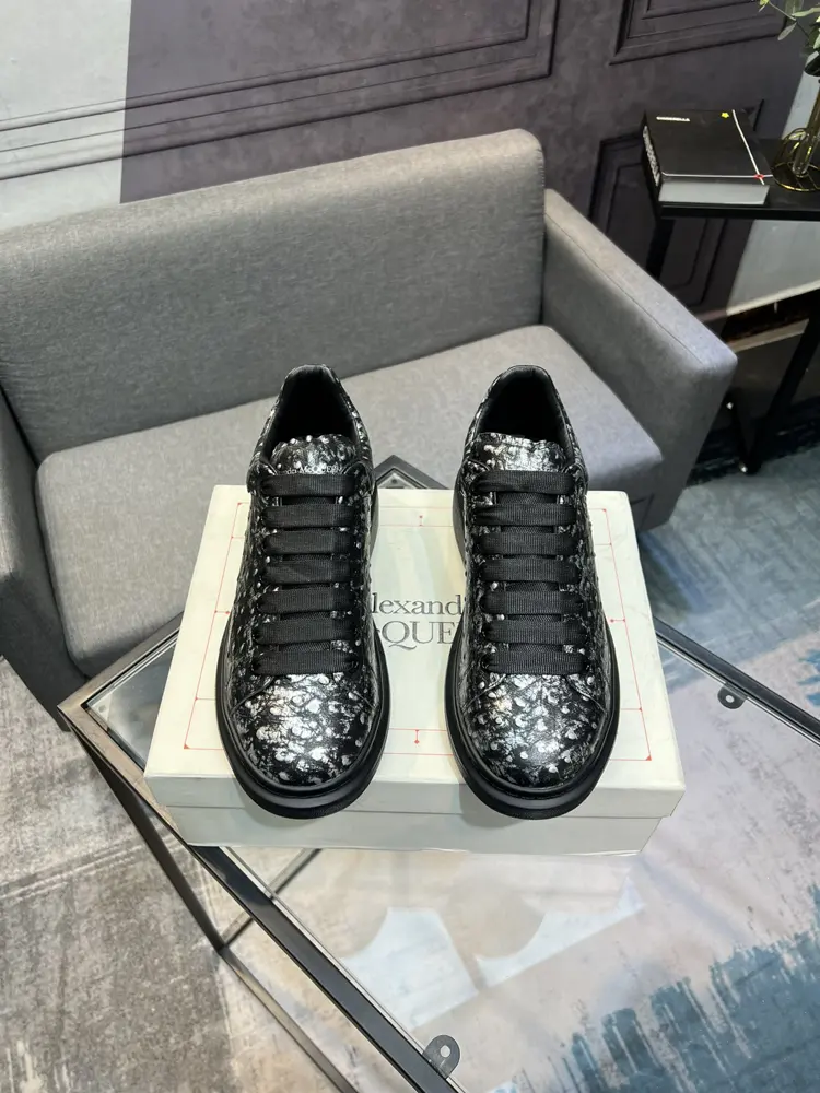 McQueen classic star hit all-match white shoes