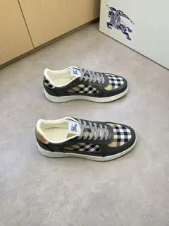BURBERRY casual sports shoes