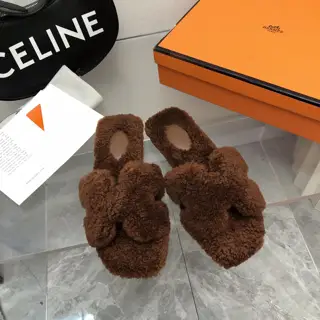 Hermès slippers