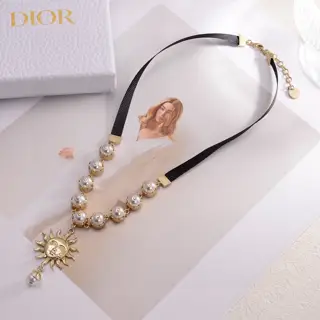 DIOR necklace The same brass material as the counter
