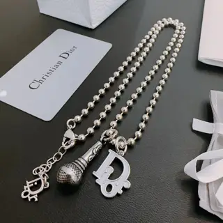DIOR New Dior necklace Original goods New counter model