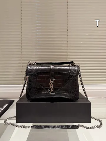 Yves Saint Laurent Bag
