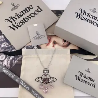 Vivienne Westwood stunning dreamcatcher Saturn necklace