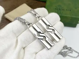 GUCCI H-shaped pendant necklace for couples Gucci Love Fearless Perfectly