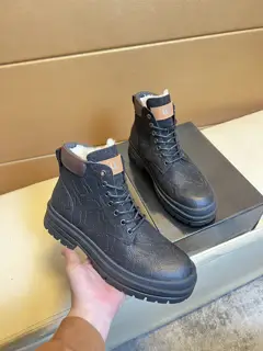 UGG unique modern sports shoes. Counter purchase Casual shoes Original leather imported