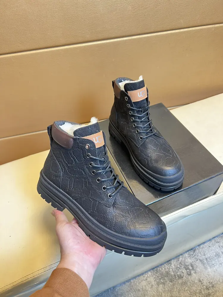 UGG unique modern sports shoes. Counter purchase Casual shoes Original leather imported