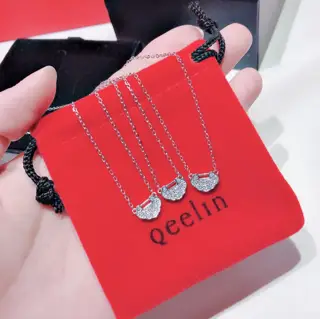 Qeelin diamond Ruyi lock necklace