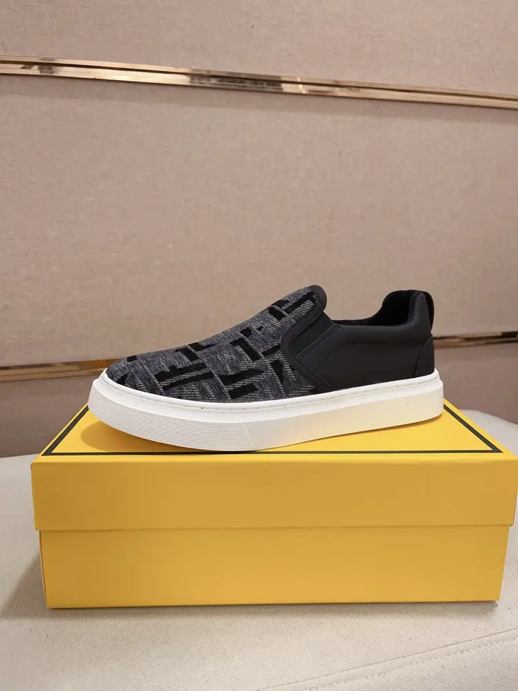 Fendi new casual sports style men’s shoes