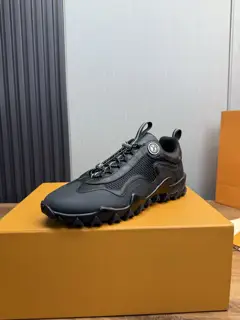 Louis Vuitton RUSH series outdoor leisure sports shoes jogging shoes