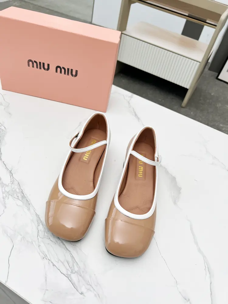 MiuMiu/MiuMiu 25ss early spring catwalk new slip-on loafers Mary Jane ballet